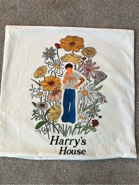 Harry's House Floral throw pillow case